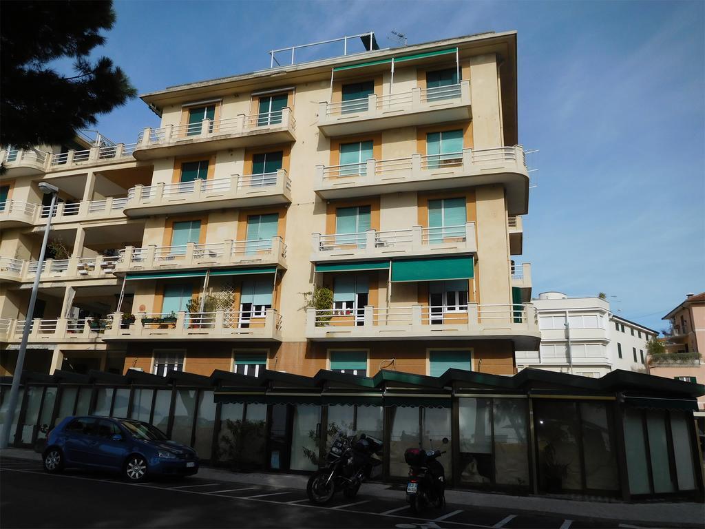 Baia Delle Favole Affittacamere Sestri Levante Eksteriør billede